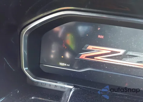 2024 Chevrolet Silverado 1500 4Wd Short Bed Lt from USA, damaged, VIN 1GCUDDED5RZ131054